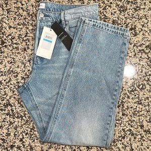NWT Calvin Klein Jeans Light Distressed Slim Straight Jeans 36x30  Button Fly